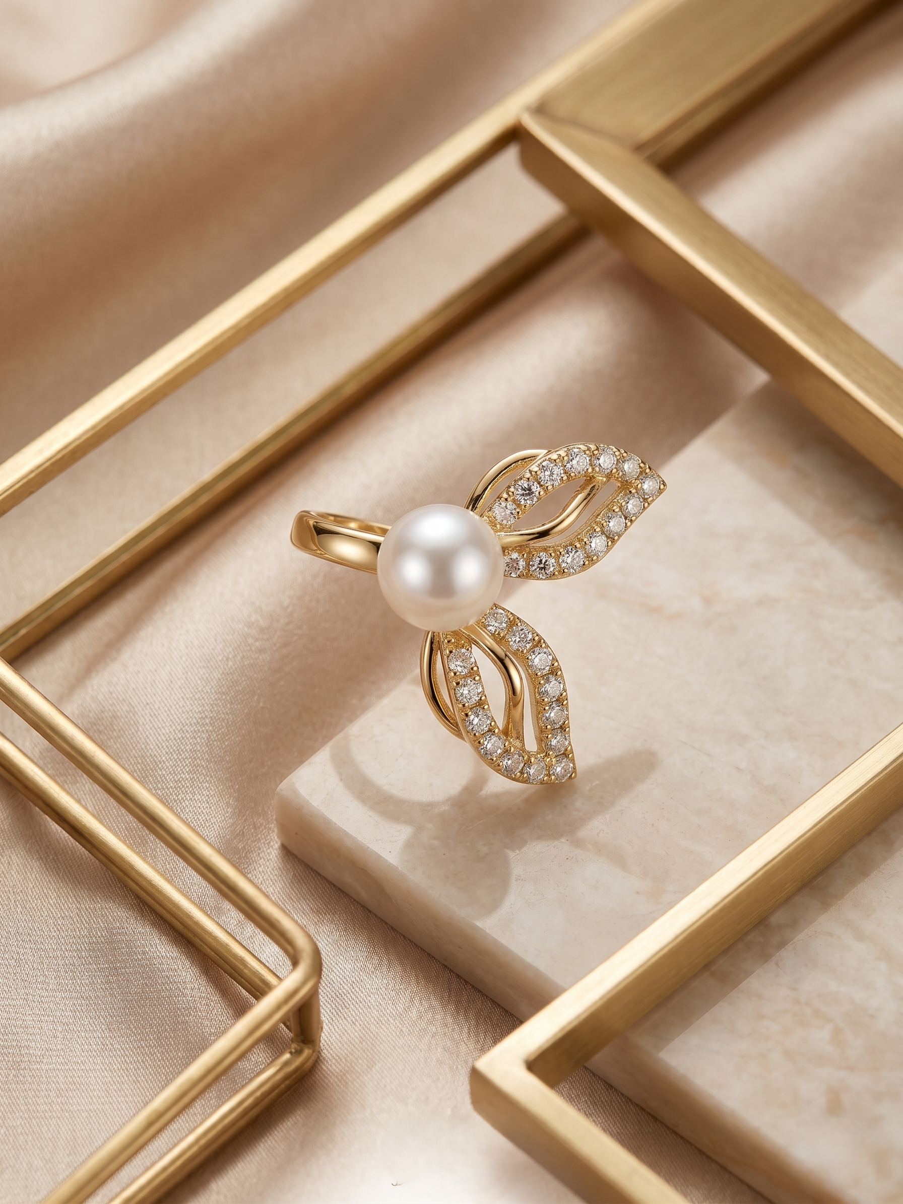 Pearl Bloom Ear Cuff - Image 2